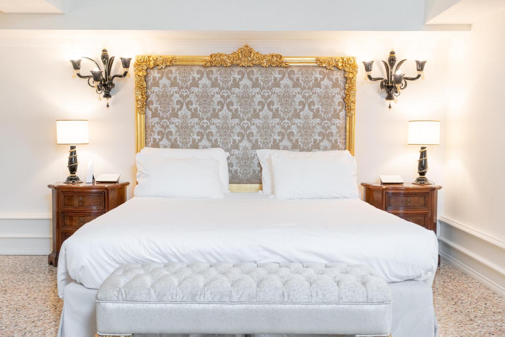 Ca' Bonfadini Historic Experience 5* Venise