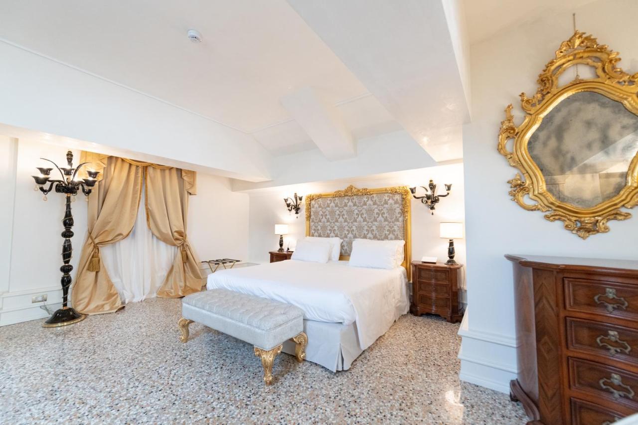 Ca' Bonfadini Historic Experience Hotel Venise